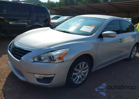 2015 Nissan Altima 2.5 S из США, поврежденный, VIN 1N4AL3APXFC498195